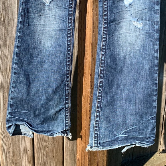 Silver Jeans - Picture 3 of 8